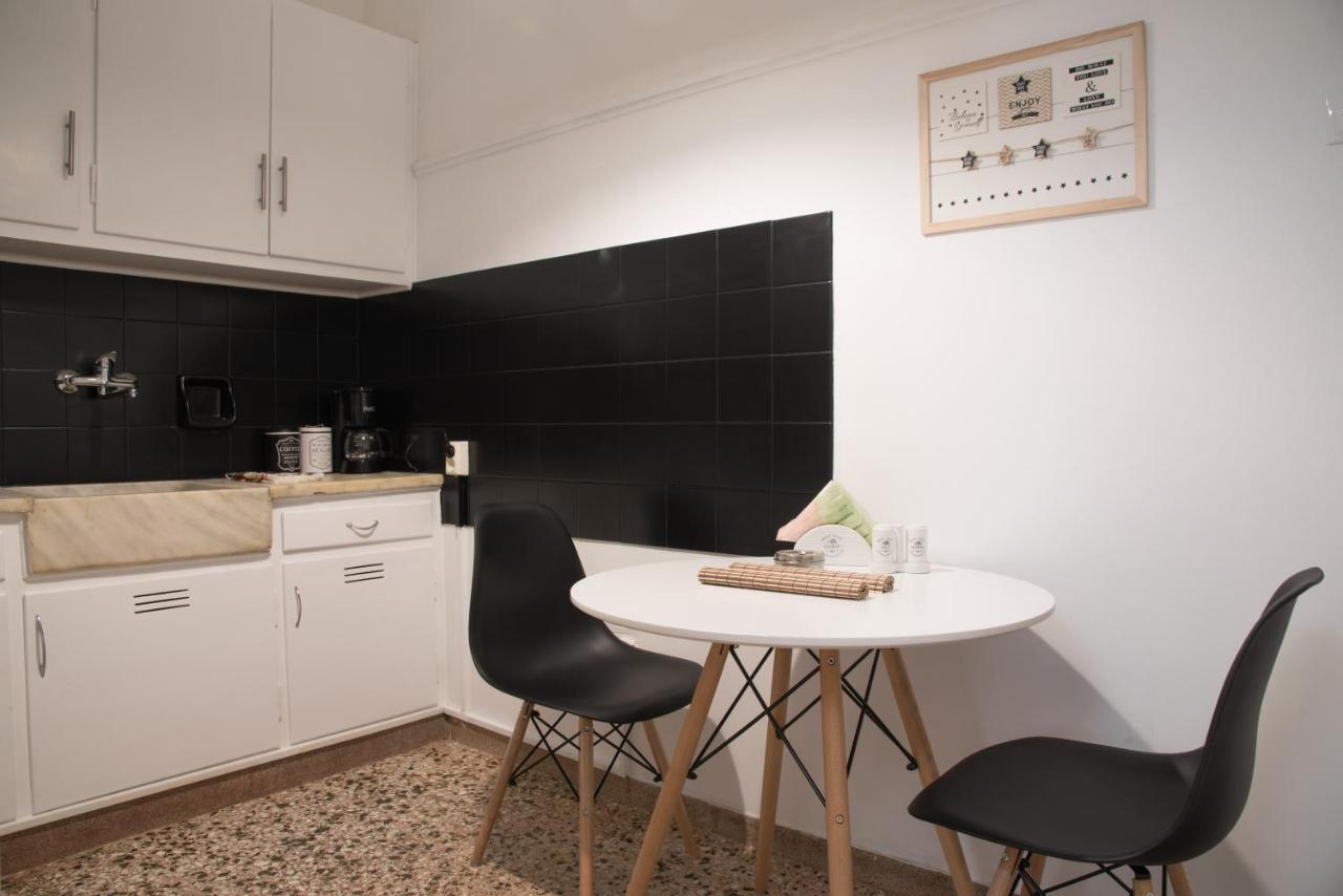Messolonghi Square Apartment Athen Exterior foto